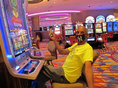 slots odds at casino